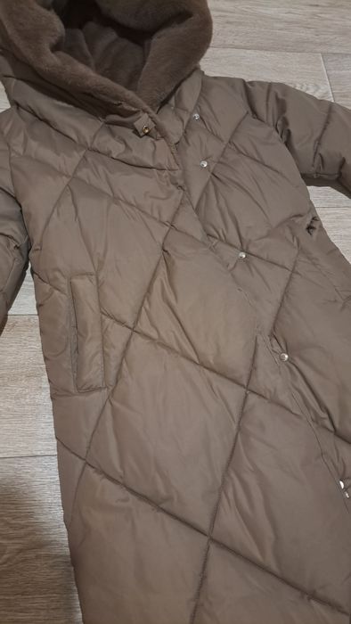 Пуховик женский длинный