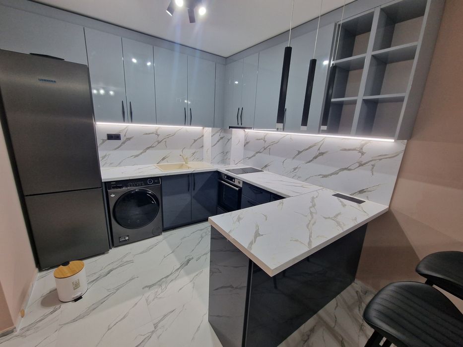 Двустаен от собственик с паркомасто в цената