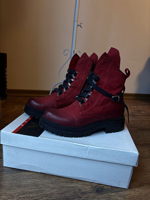 Боти естествена кожа