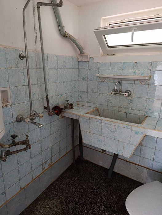 Продава се Къща в с. Новаковци, Област Габрово - 108 кв.м за 661 €/кв.м - Снимка #9