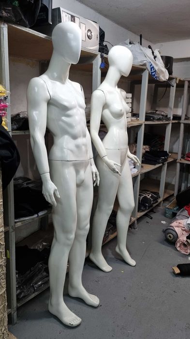 Манекени дамски и мъжки