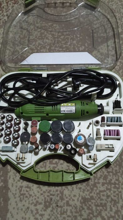 Дремель IVT (бормашинка гравер) с набором.