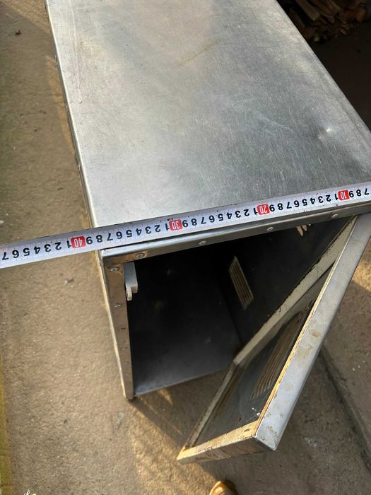 Шкаф за газови бутилки. Неръздавейка. 3 броя бутилки