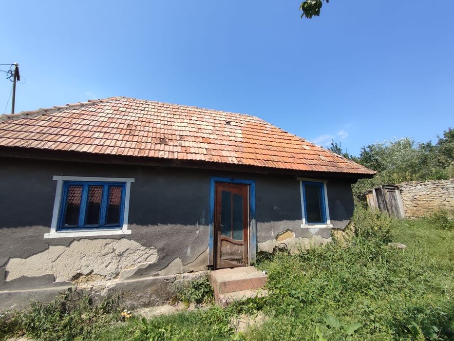 Vand casa cu teren in localitatea Rediu Aiton Cluj