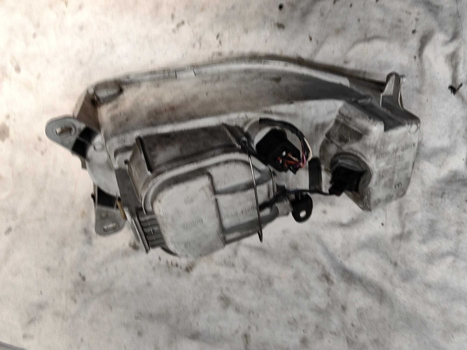 Оригинален фар Форд  Ford Escort 97-2000