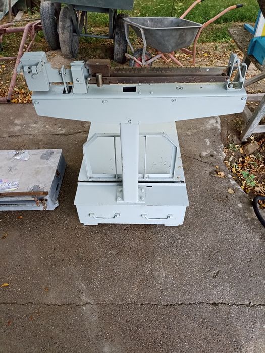 Весы механические