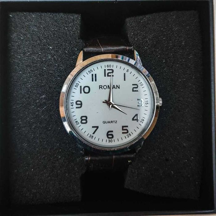 Ceasuri noi diferite modele