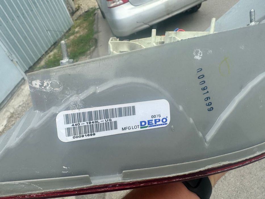 Задний плафон w211