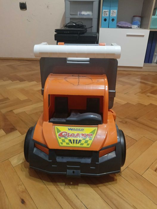 Играчка камион за боклук