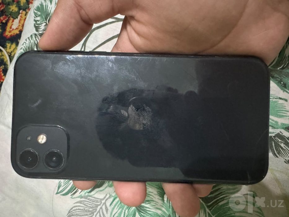 Iphone 11 хорошее состояние