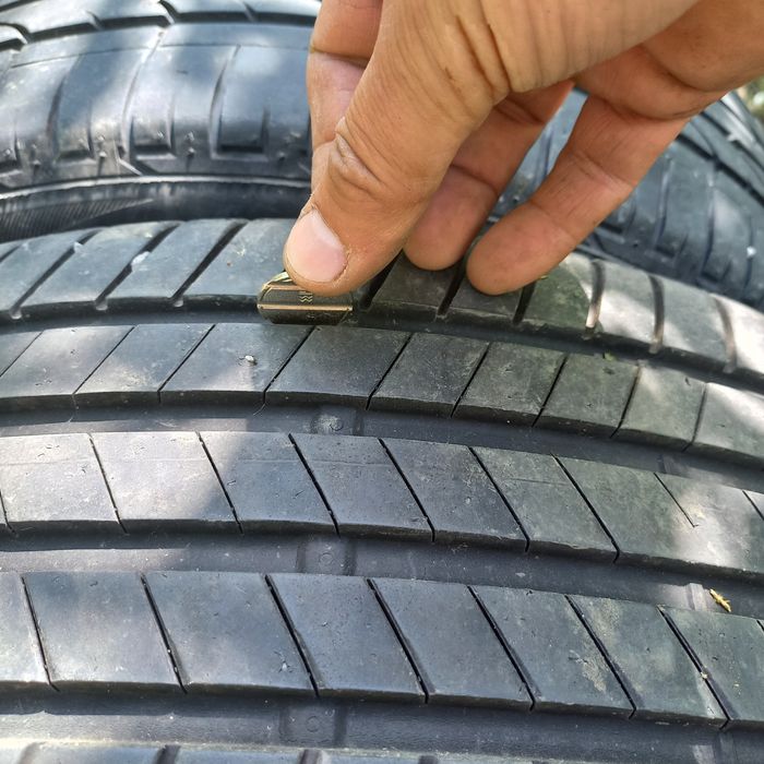 anvelope vara bridgestone 225/45/19
