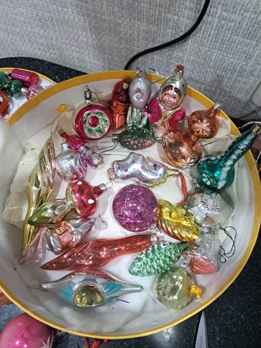 Елочные игрушки стеклянные