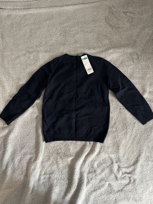 Тъмносин пуловер Benetton