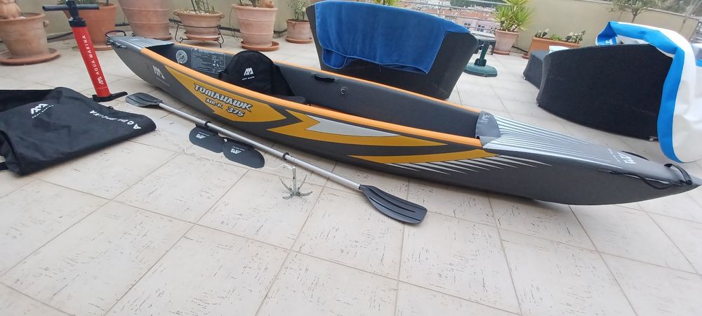 Кану -  Каяк   Aqua Marina Tomahawk Air K 375 kayak