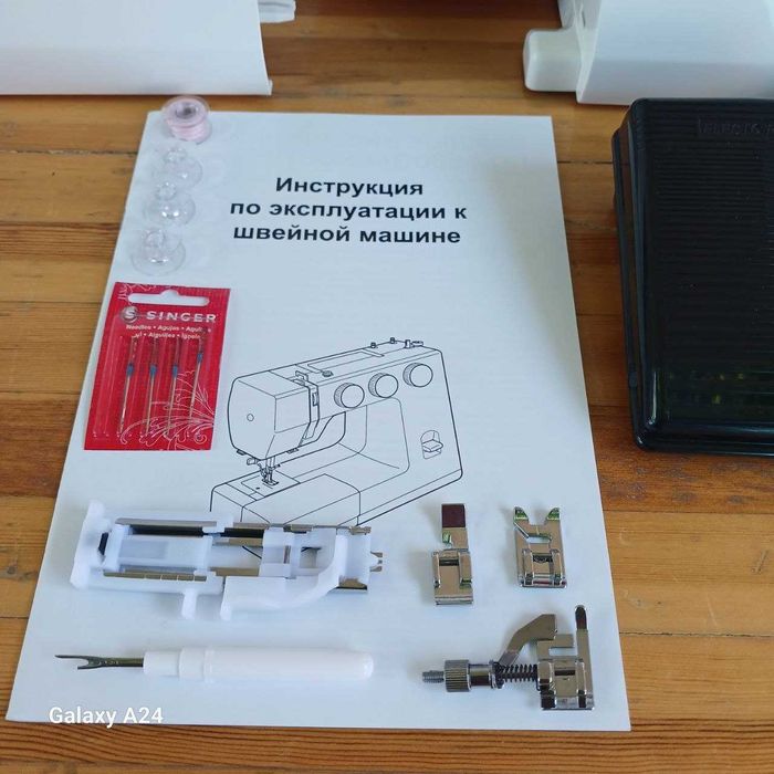 Janome Milla(Япония). Год гарантии/Металл/Комплект.