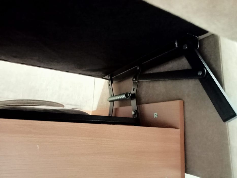 Продам хороший диван