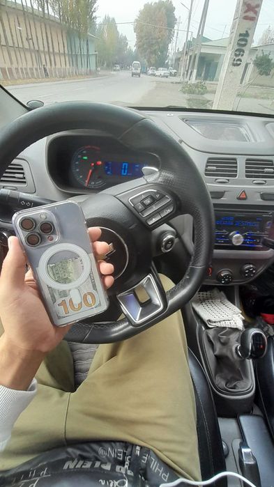 Cobalt avtomobili sotiladi