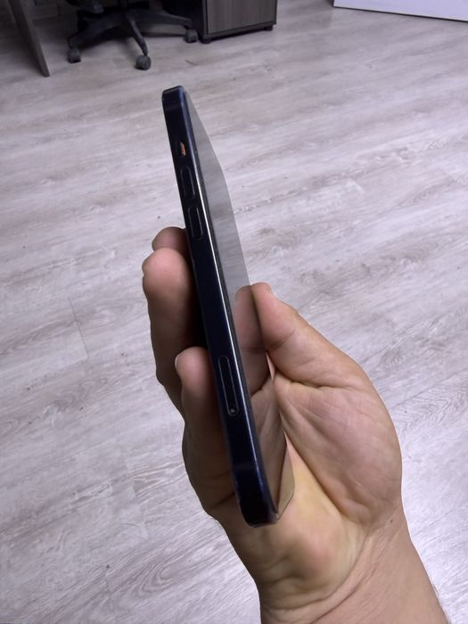 Iphone 15 uzi sotiladi narxini kelishiz