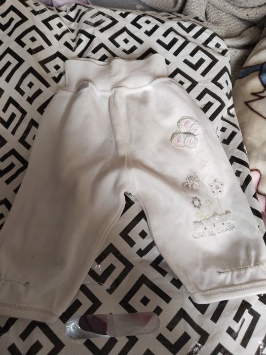 Продам детскую одежду на девочку