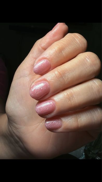 Aplic unghii cu gel\ semi
