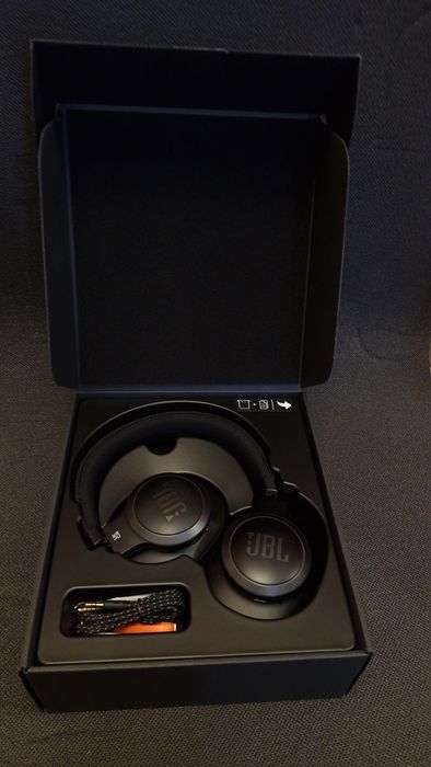 Bluetooth JBL Live 660NC x Harman