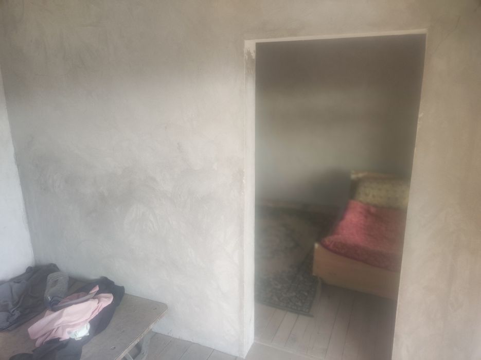 Uchastka sotiladi 7 sotix 1 sotix zaxvati bor