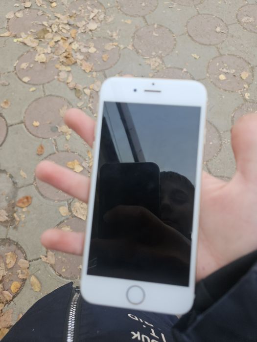 iPhone 6 (32gb) в отличном состоянии