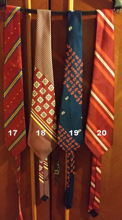 Cravate bărbătești, diverse  culori, materiale și modele, București