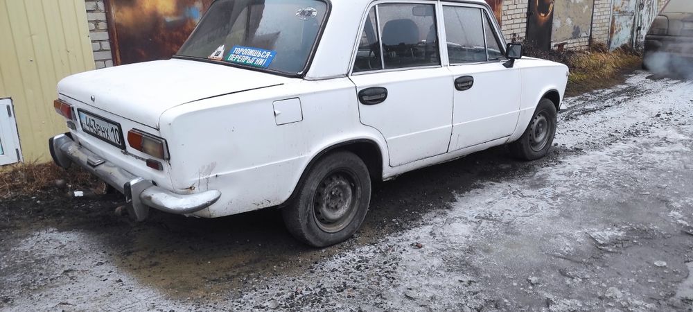 Продам ваз 21011