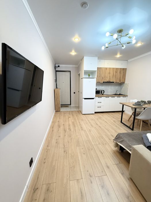 Сдается студия почасам мкр Шугыла 1-ком.