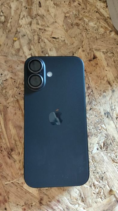 Продам iphon 16 срочно 128гб