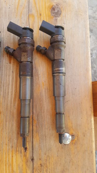Дюзи за бмв е90 2.0д 163