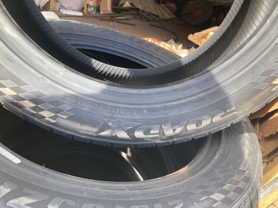 Продам резину ROADX