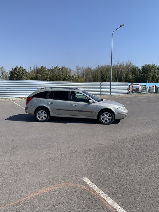 Рено лагуна 2 на полном ходу