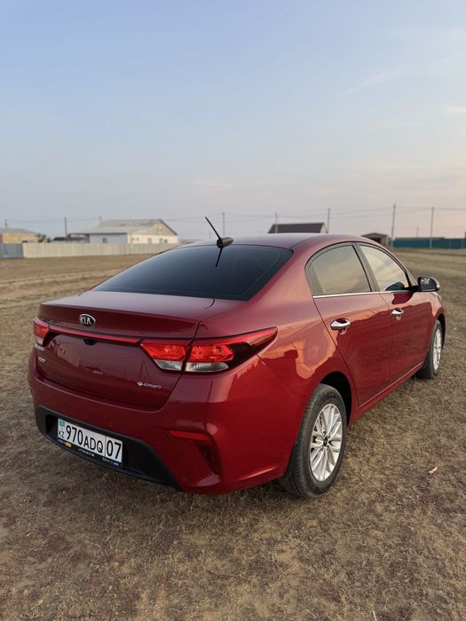Kia  Rio-4 2019