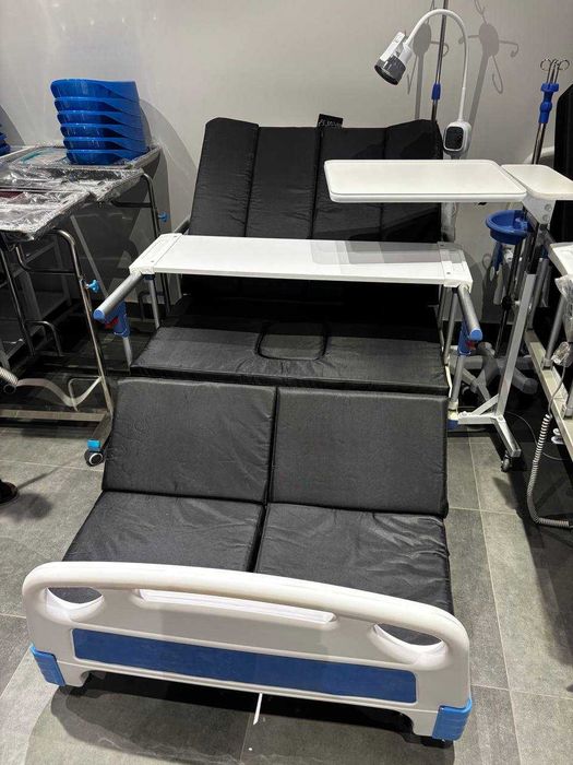 Медицинская кровать многофункциональная (электрическая ) плюс матрас