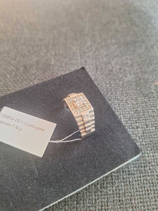 Мъжки сребърен пръстен 7,8гр.