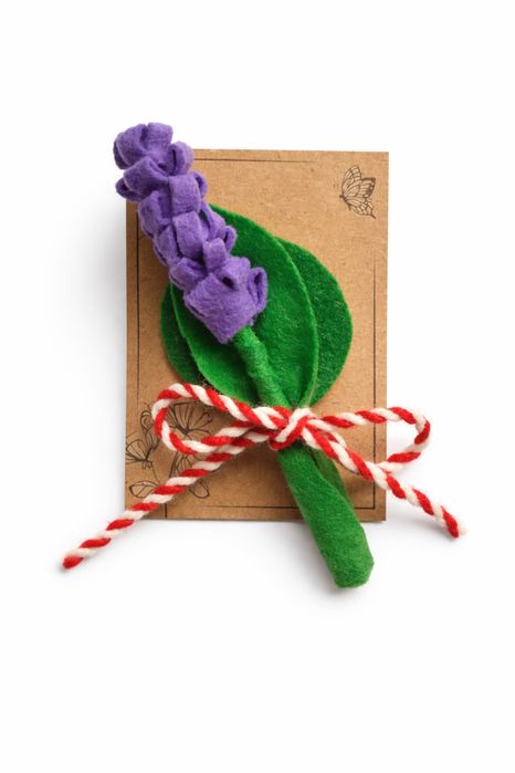 Martisoare handmade tip brosa  set 10 buc