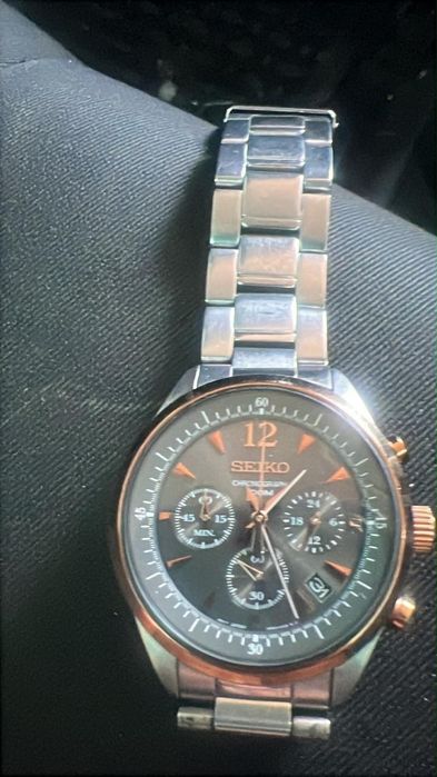 Продам часы б/у Seiko
