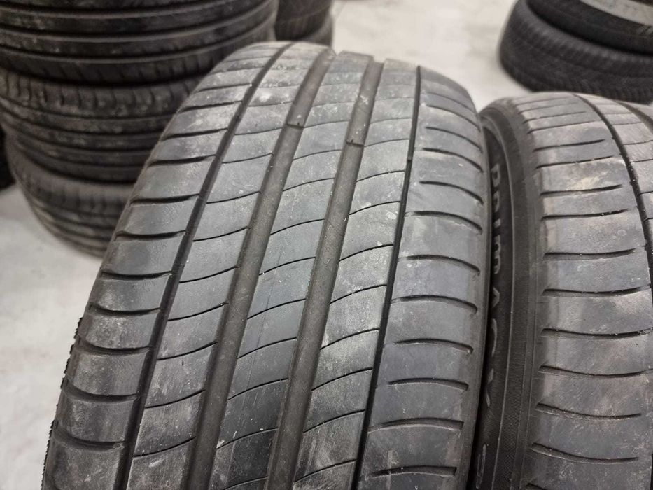 4 Anvelope de VARA 225.55.17 "Michelin" ; stare buna