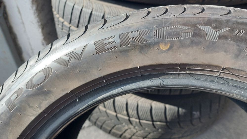 Летни гуми 235 45 17 Pirelli Powergy 4 броя