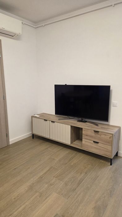 Inchiriez apartament str Abator Floresti