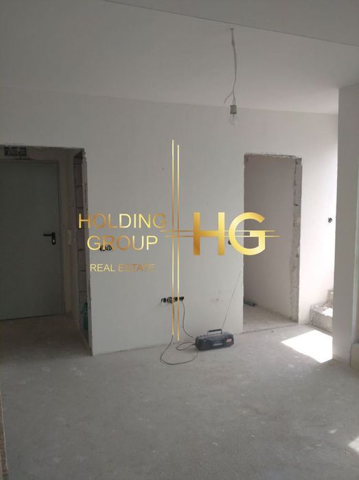 Продава се Двустаен апартамент в Варна, Погреби - 75 кв.м за 1660 €/кв.м - Снимка #9