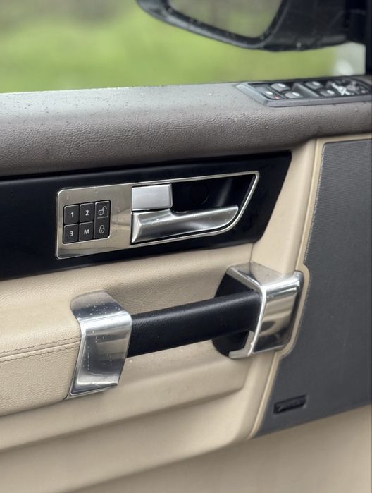 LAND ROVER Discovery 2015 — imagine 5