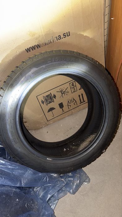 зимние шипованные шины 215/55/R17
