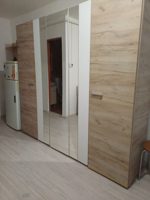 Inchiriez garsoniera et 1 zona linistita