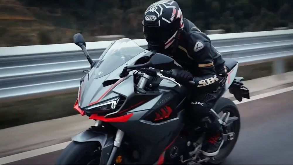 Cyclone 401 Original sportbike