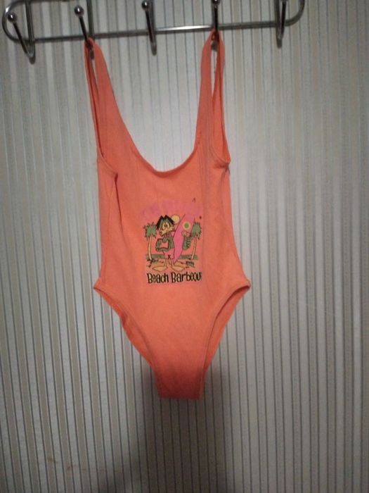 Купальник женский  слитный