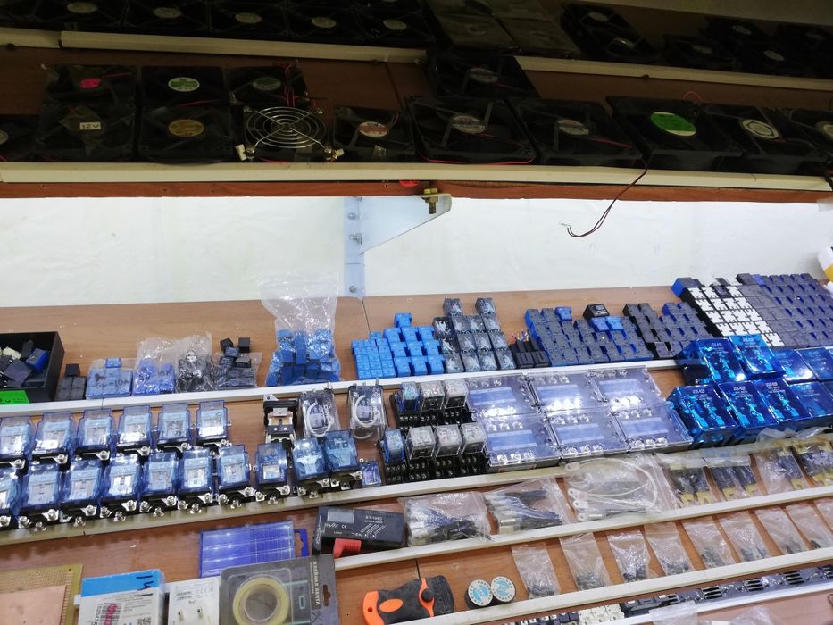 Электроника-компоненты,запчасти,ремонт