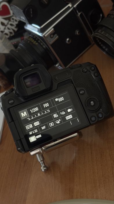 Canon R кенон Р